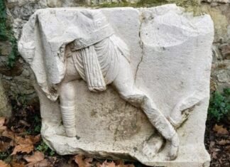 Случайное открытие: археологи нашли гробницу организатора гладиаторских боев в Италии