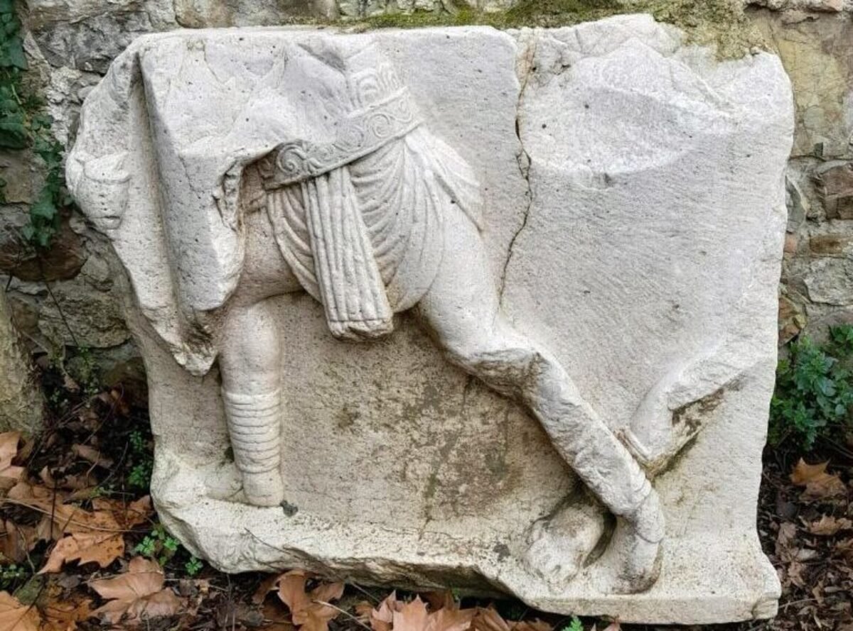 Случайное открытие: археологи нашли гробницу организатора гладиаторских боев в Италии