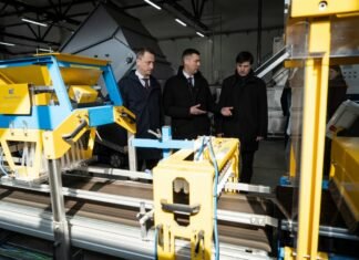 До 10 млн сіянців на рік: на Чернігівщині офіційно запустили лінію висіву