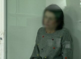 Екссекретарка Деснянського райсуду Чернігова отримала 10 років за пособництво рф: її реакція на вирок