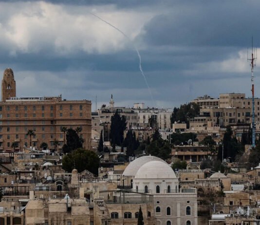 На фоне возможной наземной операции: Госдеп США призвал граждан в ОАЭ сделать запас лекарств, воды и обеспечить укрытие