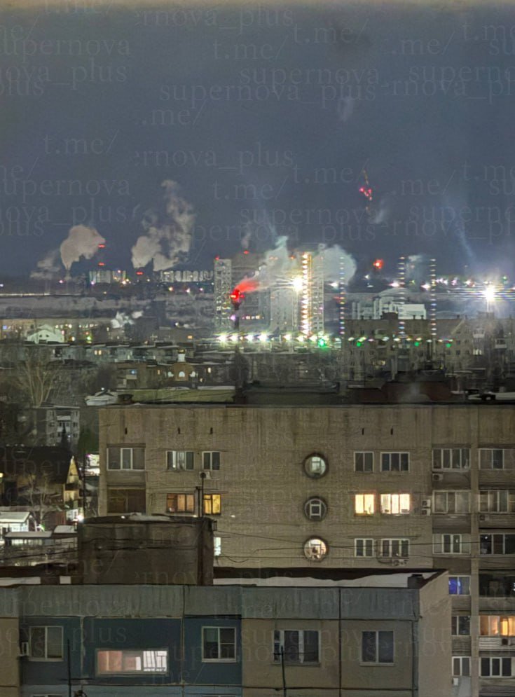 Дроны ударили по энергетике Саратова: в городе начались проблемы со светом (видео)