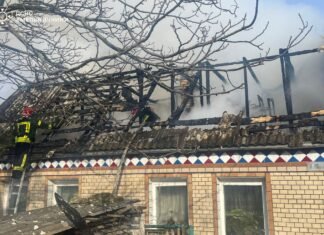 Дроновый удар по Хмельницкой области: в Шепетовском районе ранен мужчина