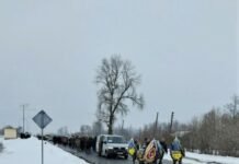 На Чернігівщині провели в останню путь воїна