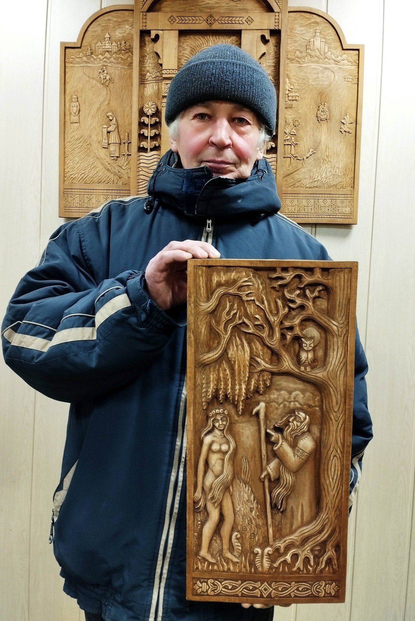 «Чаклун і Русалка»: відомий на Чернігівщині різьбяр представив нову роботу (Фото)