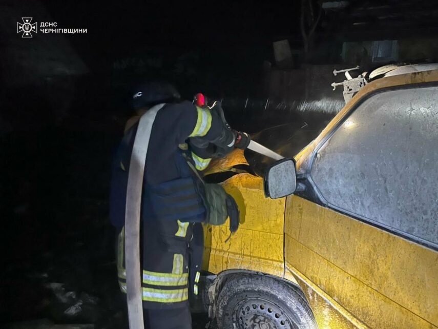 На Чернігівщині ворожий БпЛА впав на будинок та автівку