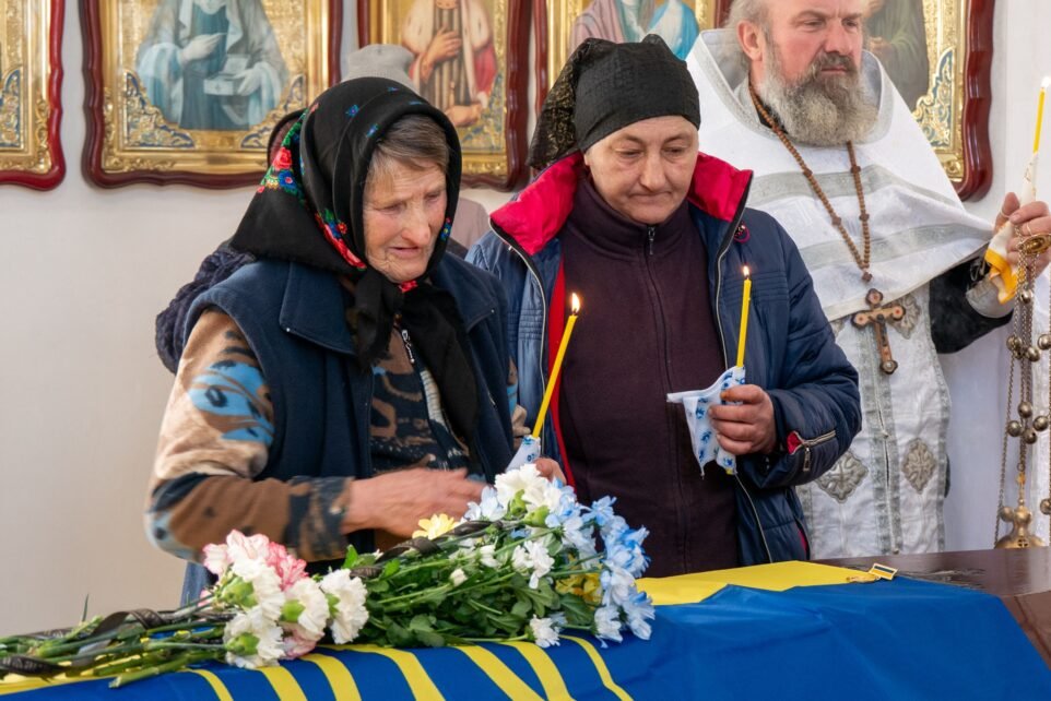 На Чернігівщині попрощалися із захисником, який загинув у бою на Харківщині