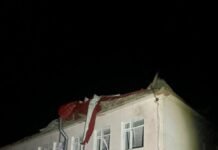 Ворог трьома «геранями» знищив ліцей та шкільні автобуси на Чернігівщині (Фото)