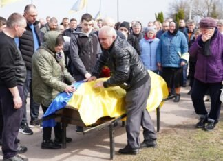 На Чернігівщині провели в останню путь прикордонника