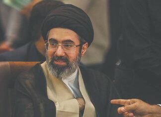 Иран дал сигнал США: Хаменеи, вероятно, одобрил переговоры, — Ynet