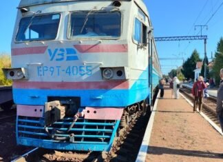 На Чернігівщині скасували частину приміських поїздів: в чому причина