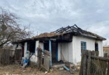 Через порушення правил монтажу димаря згорів будинок на Чернігівщині