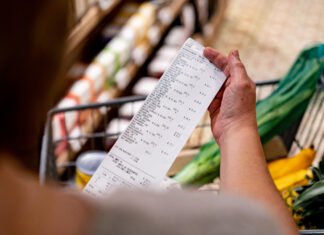 Гречка по 100 гривен за килограмм: как могут подскочить цены на бензин и продукты из-за войны в Иране, — аналитик