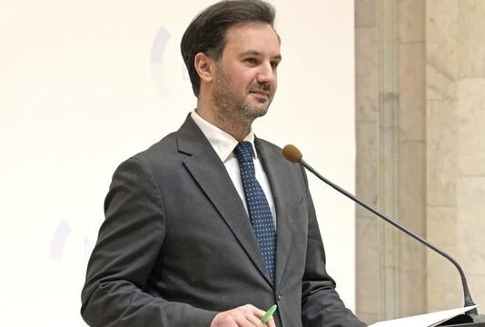 МИД Украины: Переговорный трек на паузе, но команды между собой общаются ежедневно