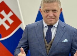 Фицо не исключил, что присоединится к блокированию репарационного кредита ЕС Украине