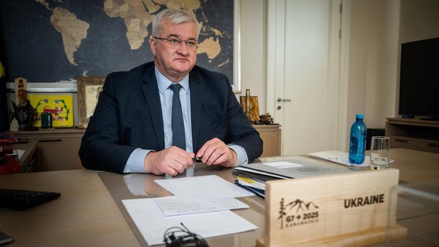 Украина выражает солидарность с ОАЭ, просит обеспечить украинцам в стране необходимую защиту и заботу в нынешних условиях — Сибига