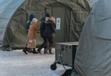 Графики отключений на 5 марта: кому повезет быть со светом целый день