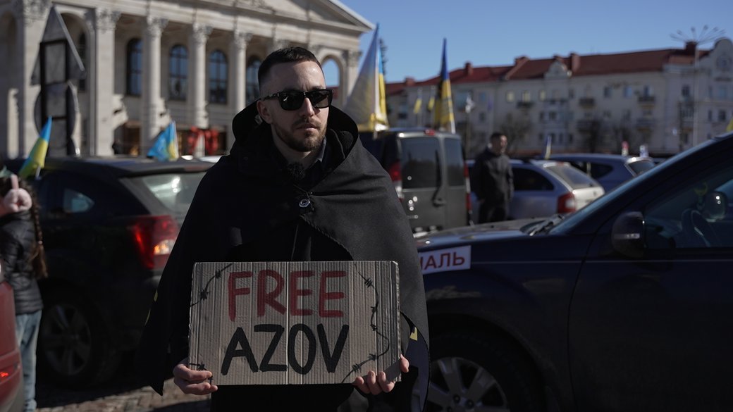 У Чернігові відбувся автопробіг на підтримку полонених та безвісти зниклих військових