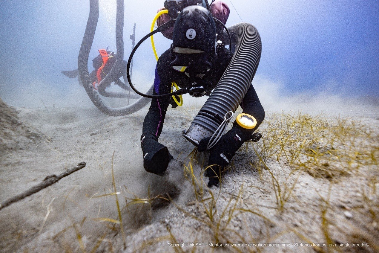 Найдено физическое доказательство: ученые обнаружили фрагмент похищенного из Парфенона мрамора (фото)