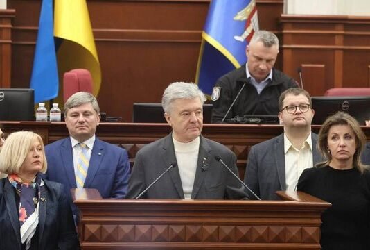 Предоставленные Украине когенерационные станции не поступили в Киев, а там, куда поступили, их не могут запустить — Порошенко в Киевсовете