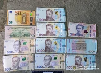 Біля одного з магазинів Чернігова обікрали жінку: підозрюваного затримали