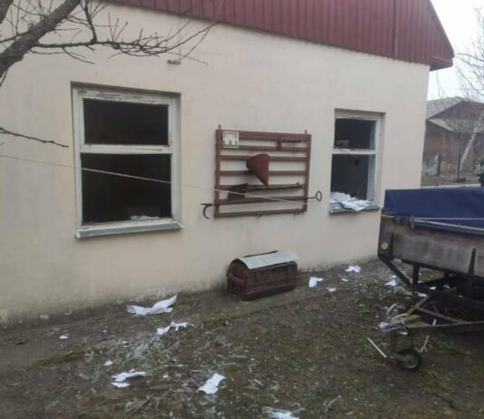 Атаки дронів на Чернігівщині: пошкоджено енергооб’єкт, будинки та авто