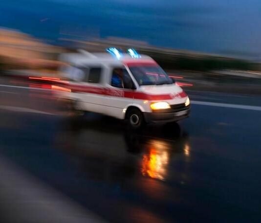 Удар по транспортній інфраструктурі Чернігова: одну людину госпіталізовано, ще двоє – у стані стресу