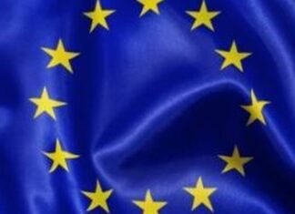 Украинцы доверяют Евросоюзу как институту больше, чем жители стран ЕС, — соцопрос