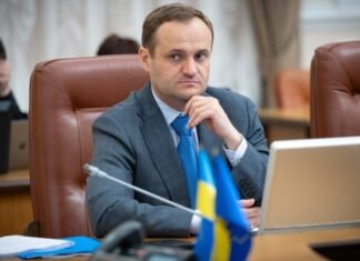 Кулеба обсудил с еврокомиссаром ЕС Лабиб защиту энергообъектов и обеспечение теплоснабжения в условиях атак