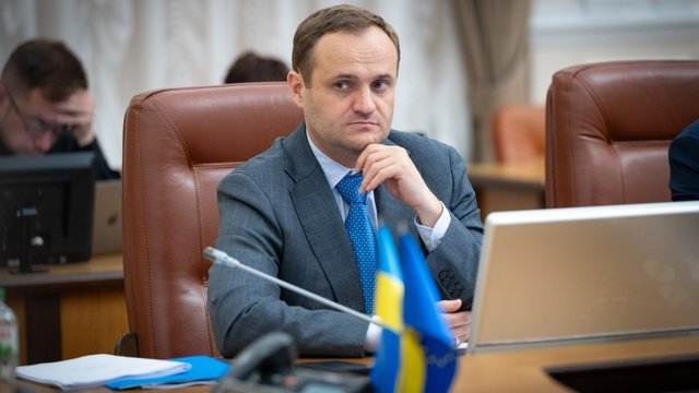 Кулеба обсудил с еврокомиссаром ЕС Лабиб защиту энергообъектов и обеспечение теплоснабжения в условиях атак