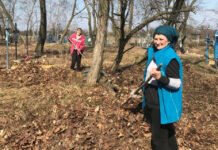 Хочеться, щоб у нашому селі все було гарно: Кучинівка чепуриться до Великодня (Фото)