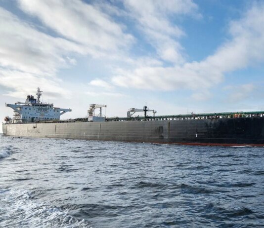 США збільшили страхові гарантії для суден в Ормузькій протоці до 40 млрд доларів