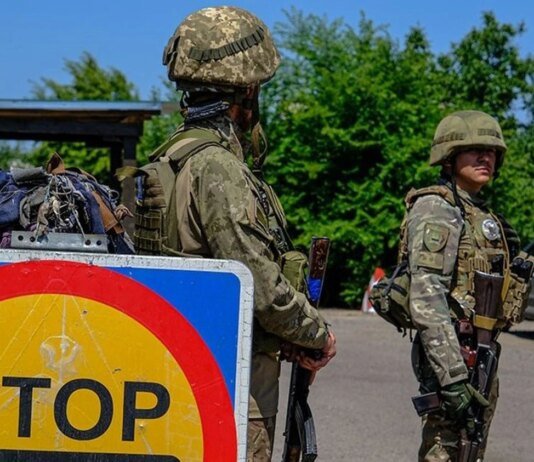 На окупованих територіях Донеччини та Луганщини студентам масово скасовують відстрочку від мобілізації