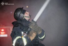 Хмельницький зазнав повторної атаки рф, сталася пожежа на підприємстві