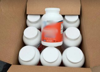 На Волині викрили схему ввезення БАДів на 58 мільйонів під виглядом гумдопомоги