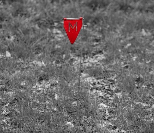 Ділки організували схему розкрадання мільйонів на розмінуванні, двоє отримали підозру — Генпрокурор