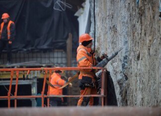 Через будівництво метро на Виноградар у столиці продовжили перекриття руху