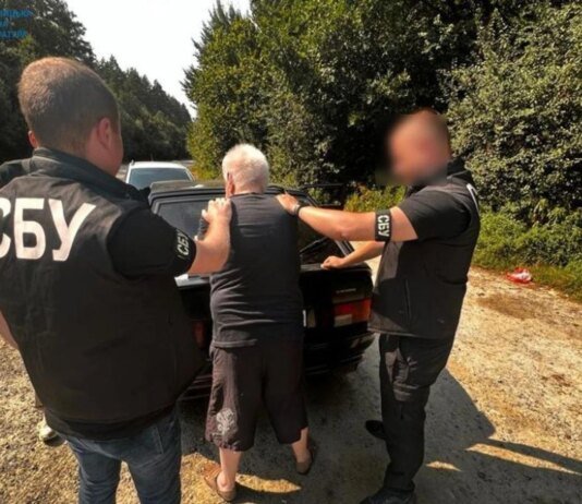 Пенсіонер з Хмельниччини отримав 15 років тюрми за співпрацю з фсб