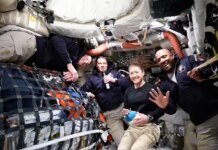 Екіпаж Artemis II поділився деталями місії та враженнями від польоту навколо Місяця