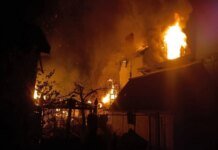 В Одеській області влучання БПЛА у багатоповерхівку, під завалами можуть бути люди — ОВА