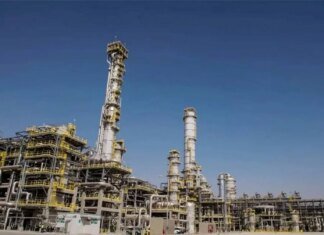 Іран атакував ракетами та дронами нафтохімічний комплекс у Саудівської Аравії