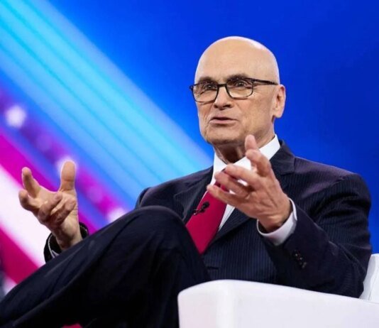 Посол США при ЄС заперечив втручання Трампа і Венса у вибори в Угорщині