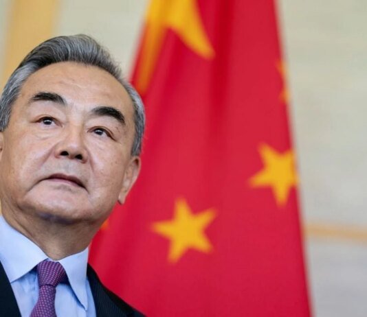 Китай засудив блокування іранських портів та закликав до продовження припинення вогню