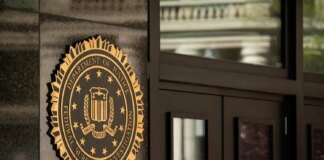 Мін’юст США змінює команду у справі ексдиректора ЦРУ Бреннана на тлі розслідування щодо Трампа