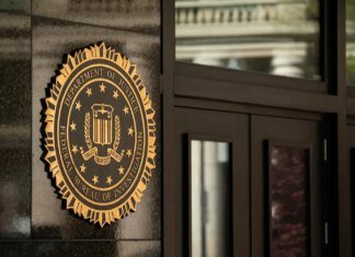 Мін’юст США змінює команду у справі ексдиректора ЦРУ Бреннана на тлі розслідування щодо Трампа