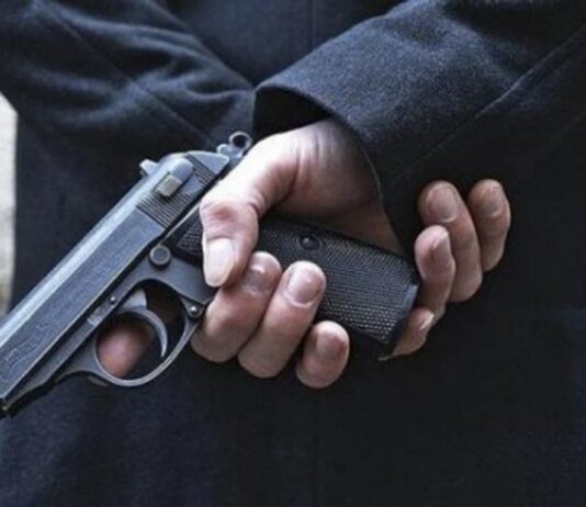 В РНБО закликали легалізувати зброю після теракту в Києві