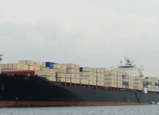 Війська США захопили іранське судно після спроби прориву блокади