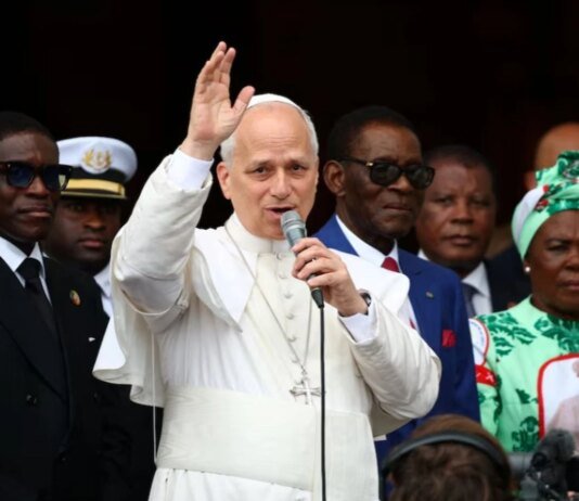 Папа Лев відвідав в’язницю в Екваторіальній Гвінеї, ув’язнені зустріли його вигуками "свобода"