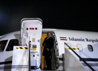 Глава МЗС Ірану відбув до москви для термінової зустрічі з путіним