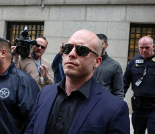 Військовий заперечив провину у справі про ставки на усунення Мадуро із використанням секретної інформації